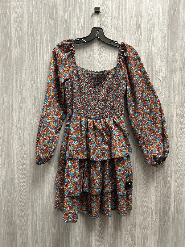 Dress Casual Short By Cme  Size: S