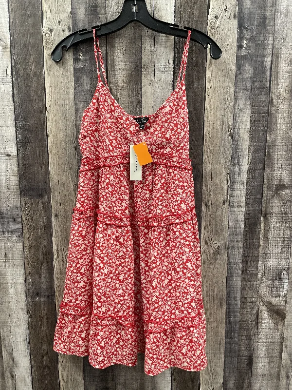 Dress Casual Short By Trixxi  Size: M