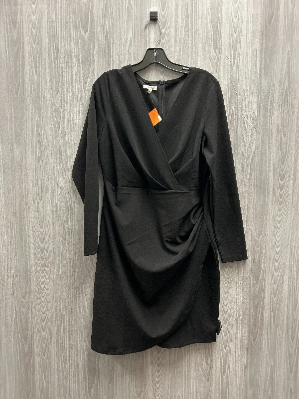 Dress Party Short By Maurices  Size: L